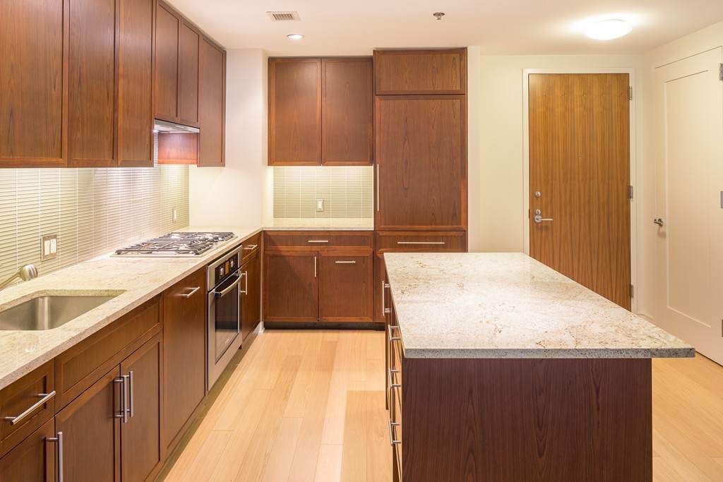 580 Washington Street - Photo 1