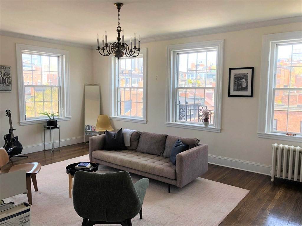 112 Revere - Photo 1