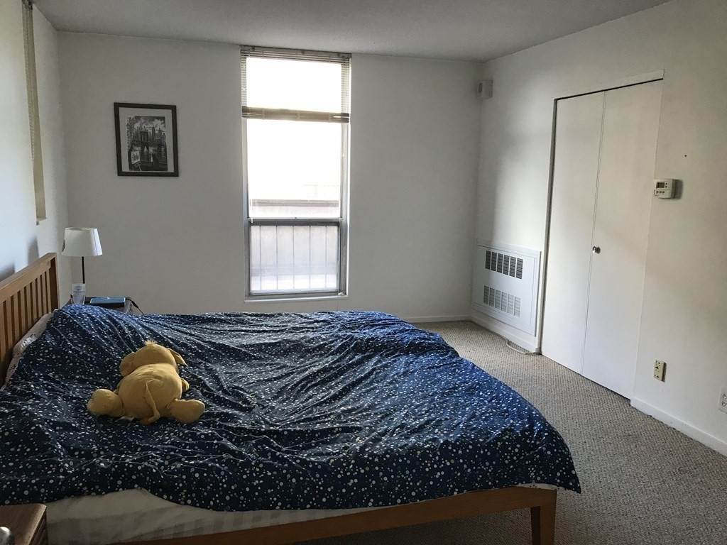 77 Pond Ave - Photo 1