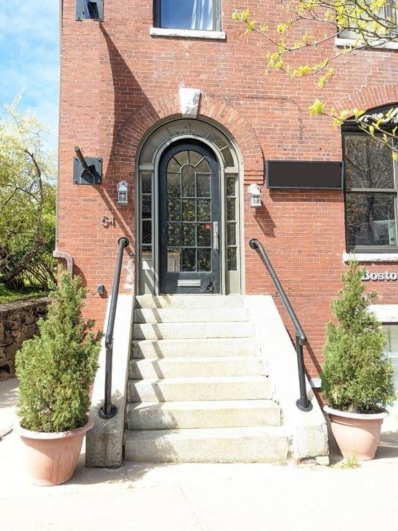 54 Harvard St. - Photo 1