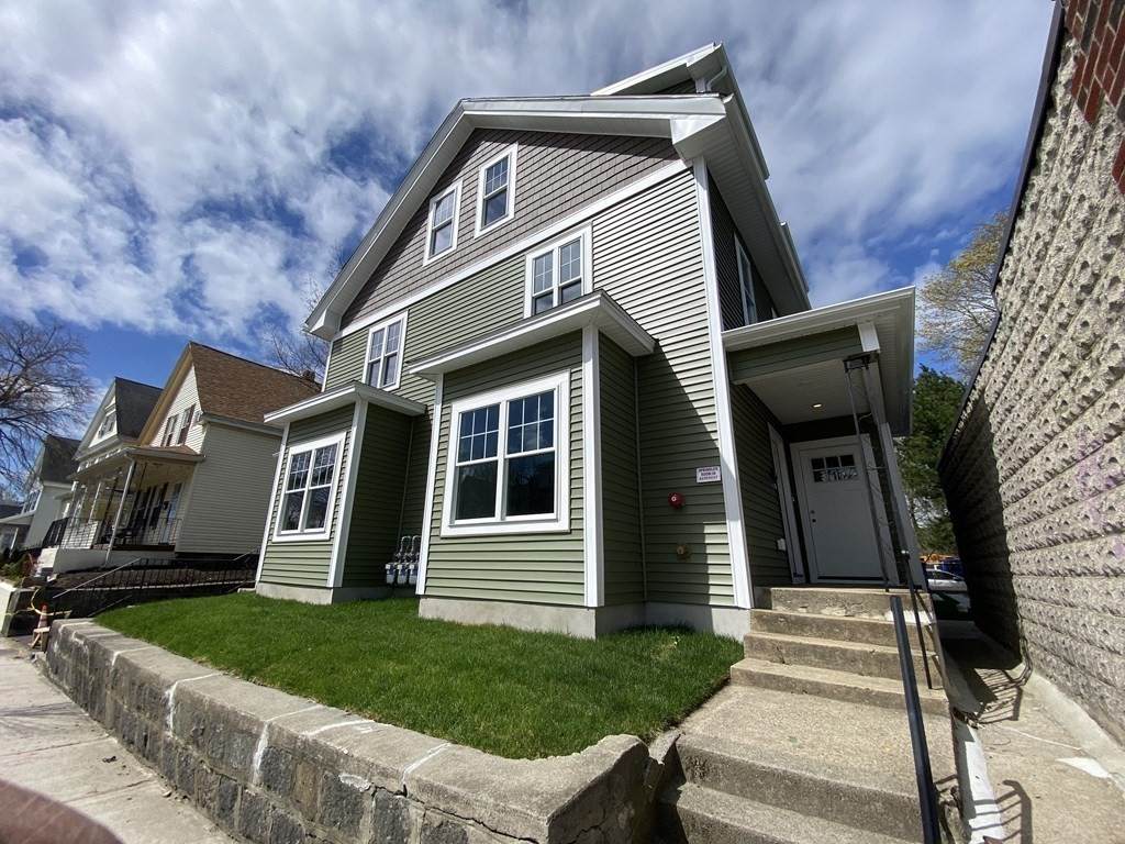 995 Hyde Park Ave - Photo 1