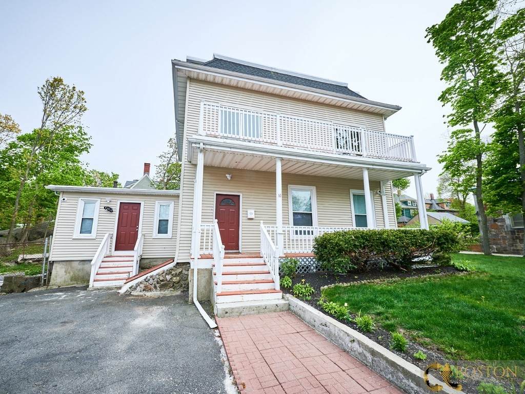 10 Percival St - Photo 1