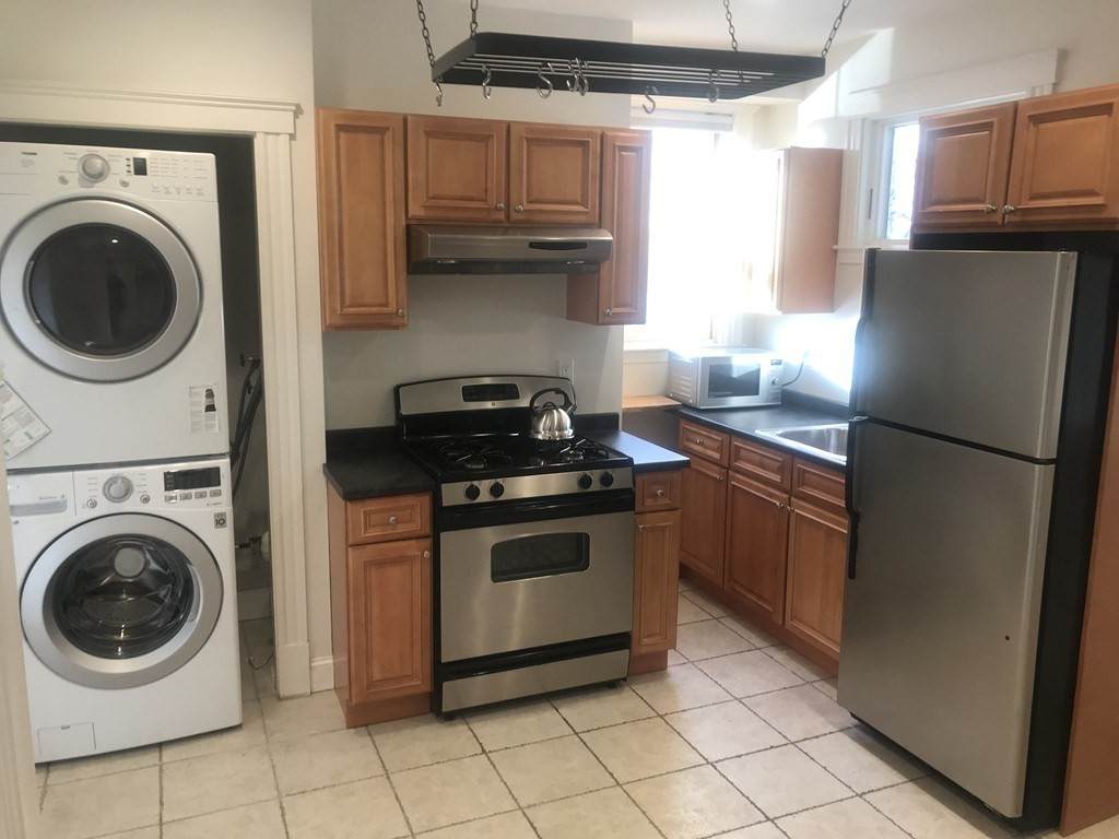 143 Thorndike Street - Photo 1