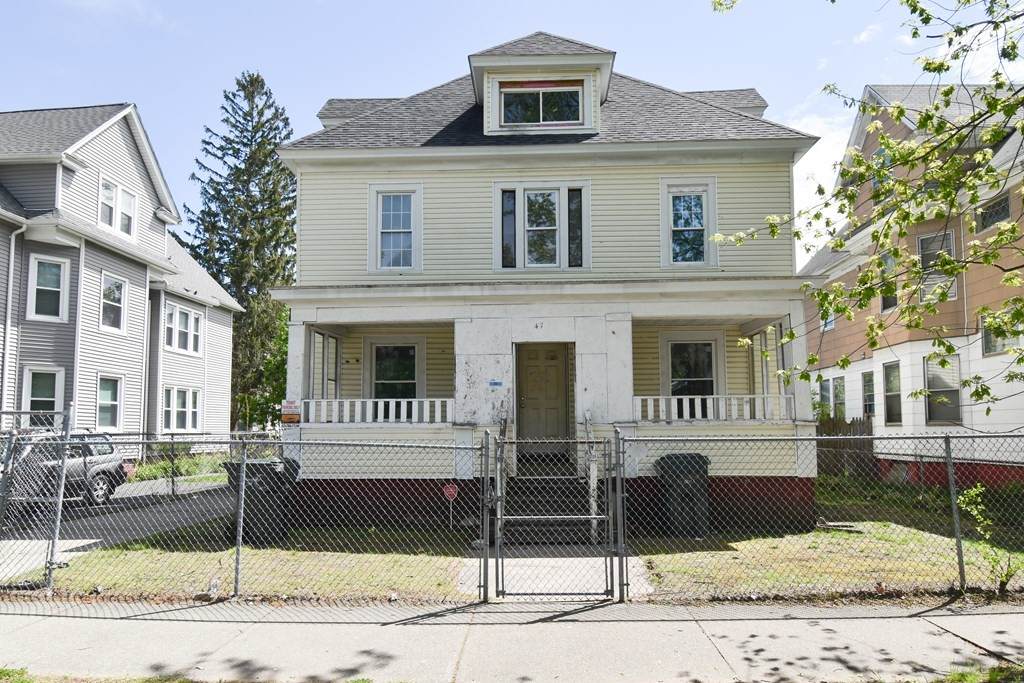 47 Dresden St - Photo 1