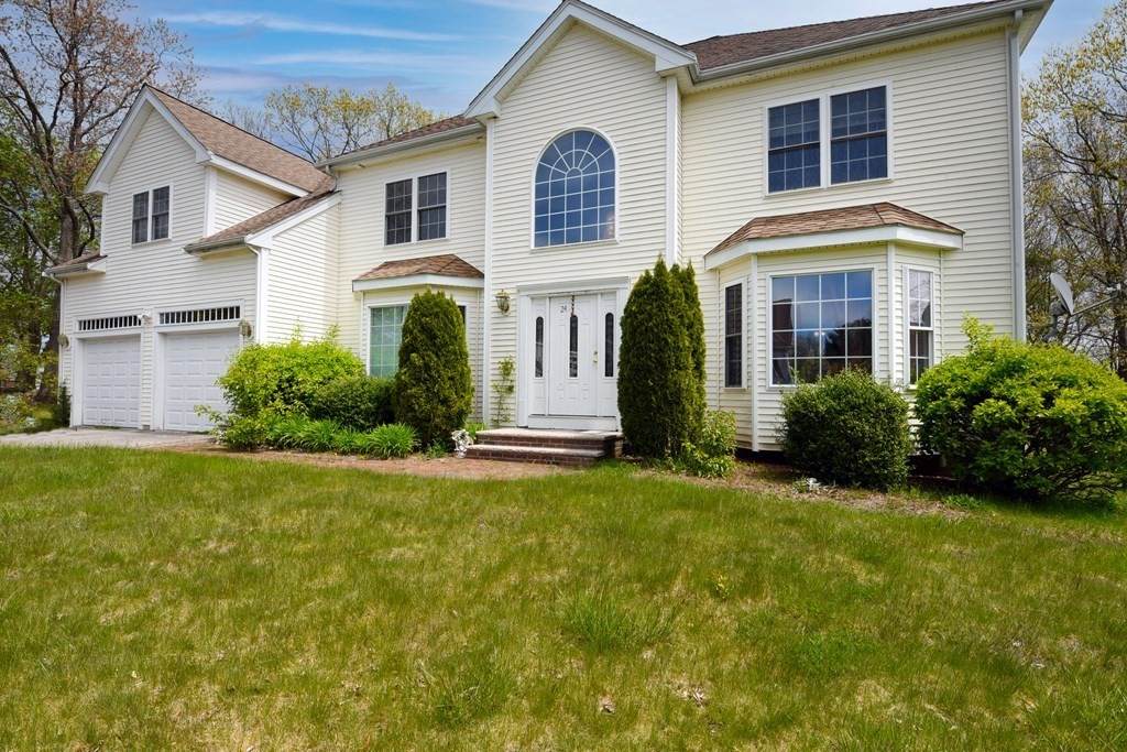 24 Worcester Pl - Photo 1