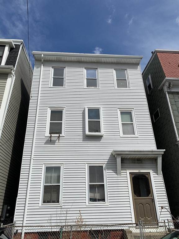 48 Woodward - Photo 1