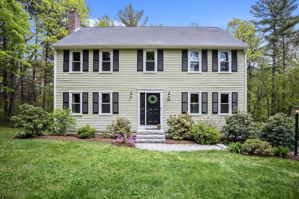 76 Lakeview Rd - Photo 1