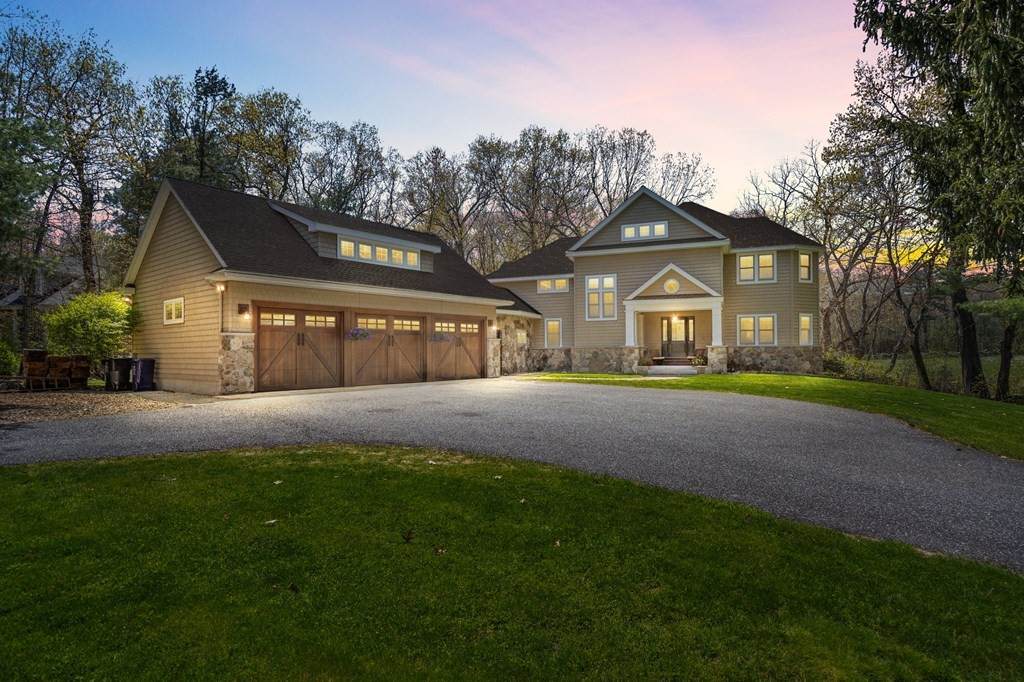 129 Totman Rd - Photo 1