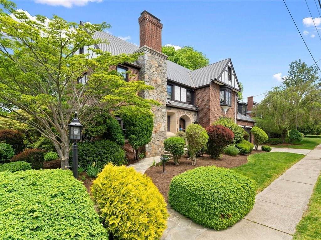 18 Albany Street - Photo 1