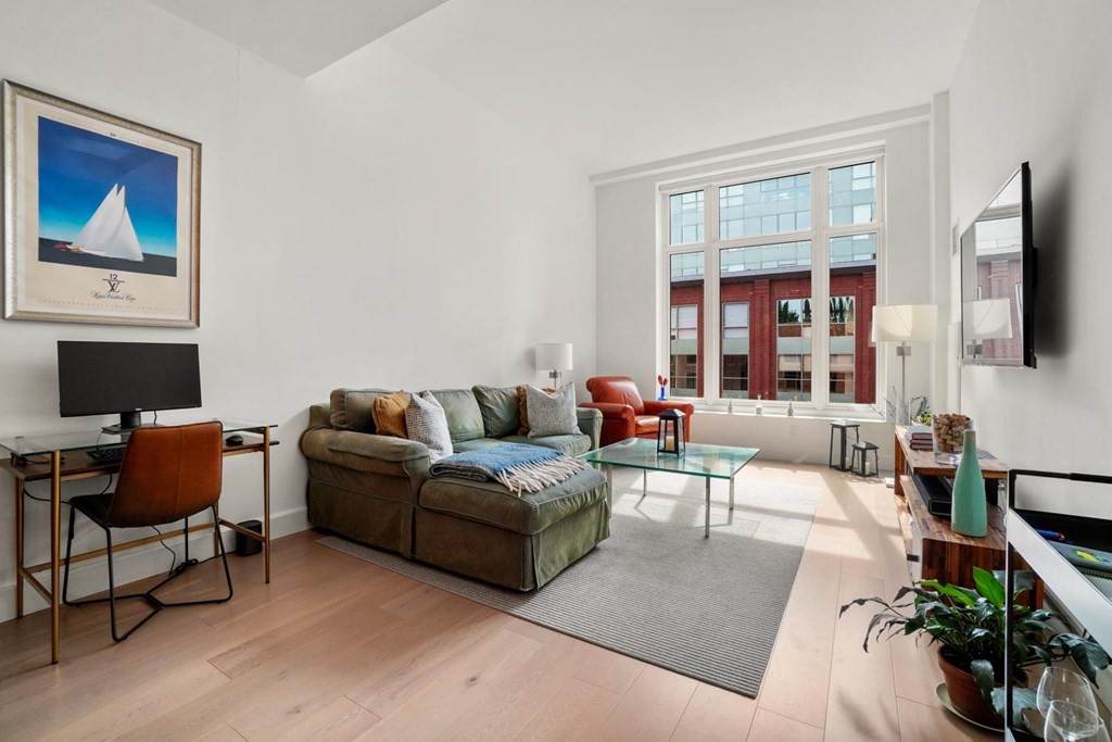 100 Lovejoy Wharf - Photo 1