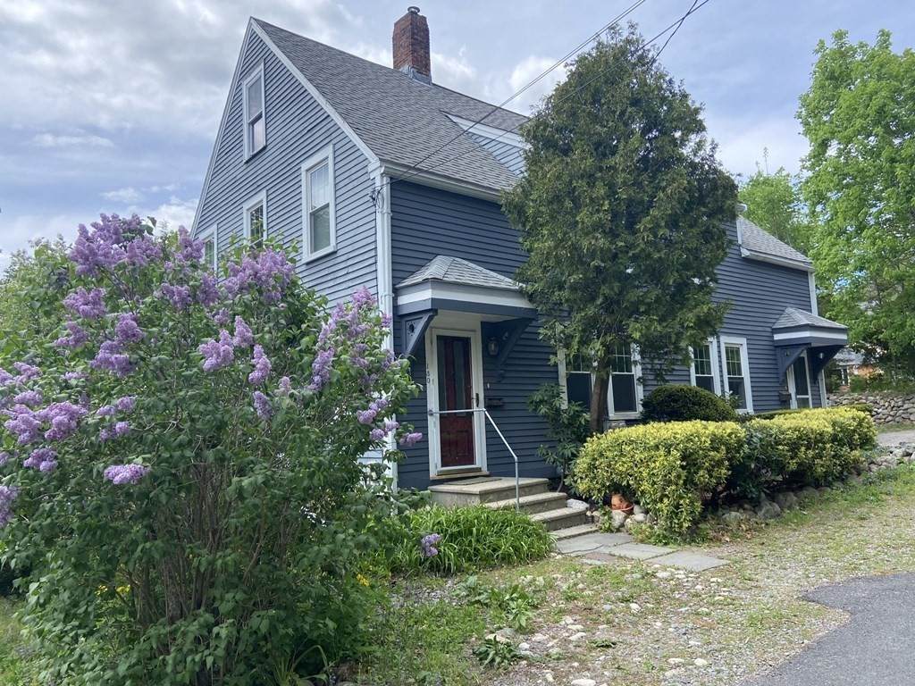 130 Viles St - Photo 1