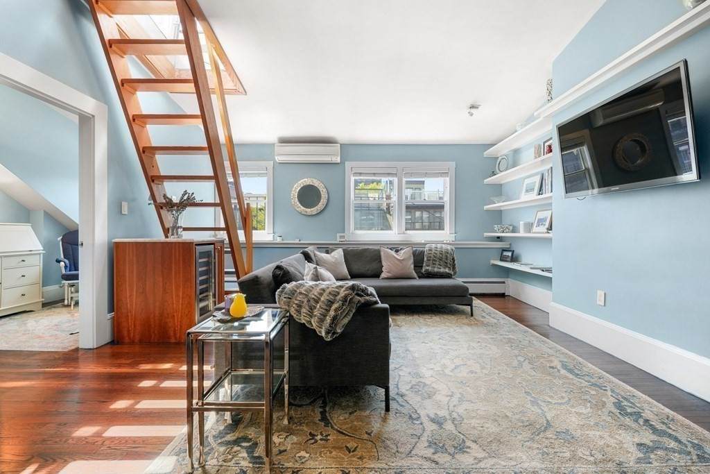 82 Waltham Street - Photo 1