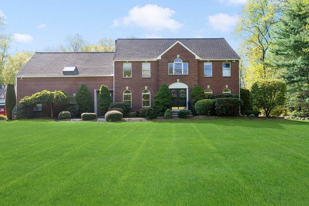 25 Connors Farm Dr - Photo 1