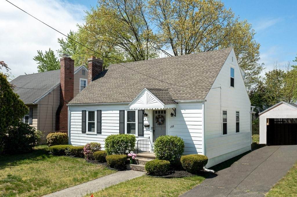 288 Abbott St - Photo 1