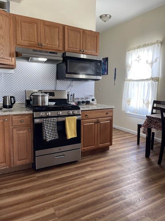 261 Chatham St - Photo 1