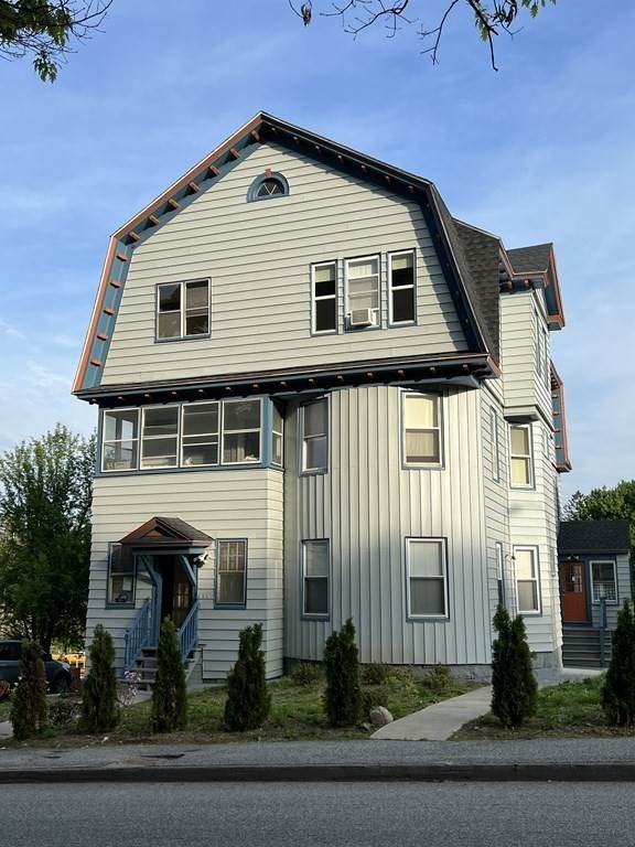 130 & 132 Heywood St - Photo 1