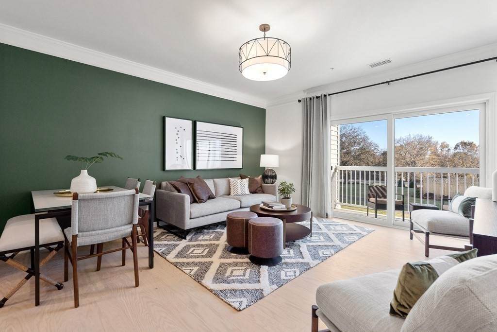 250 Martins Landing - Photo 1