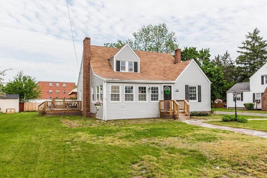 23 Lindbergh Blvd - Photo 1