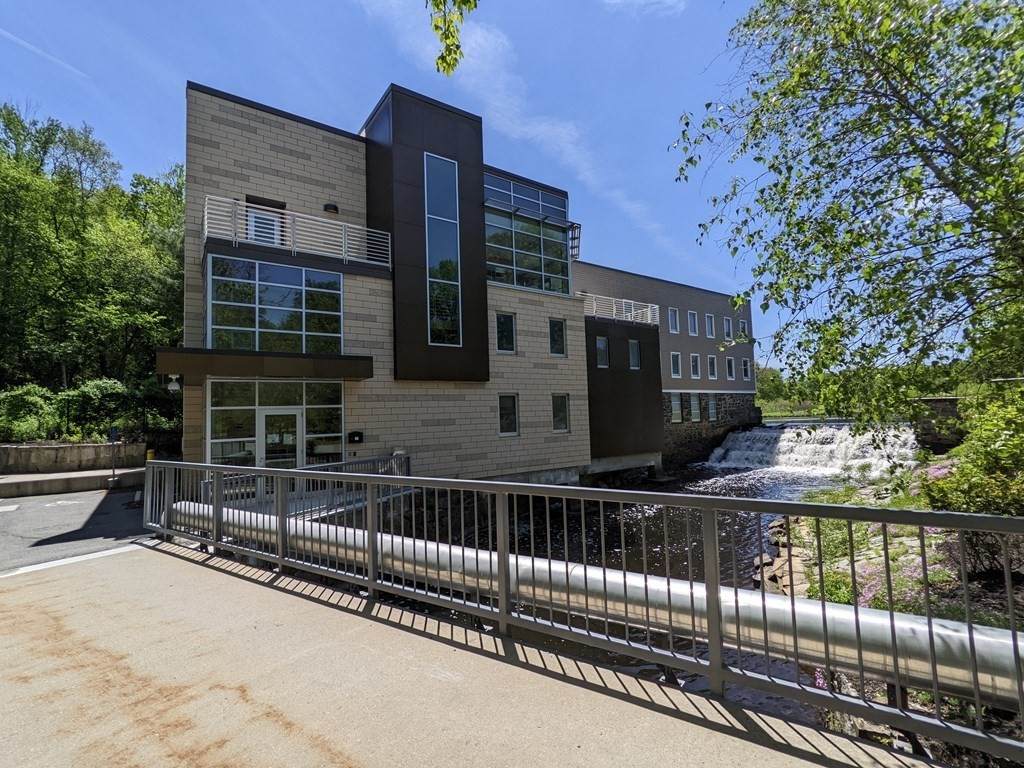 11 School St - Photo 1