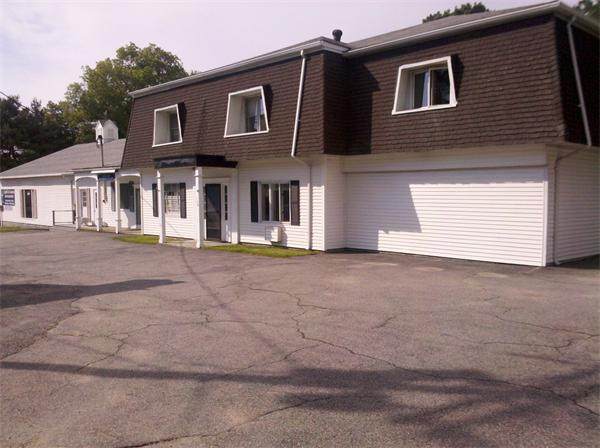140 Worcester-Providence Turnpike - Photo 1
