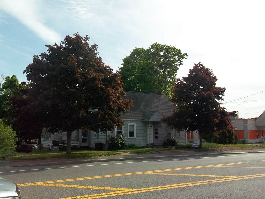 980 Central Street - Photo 1