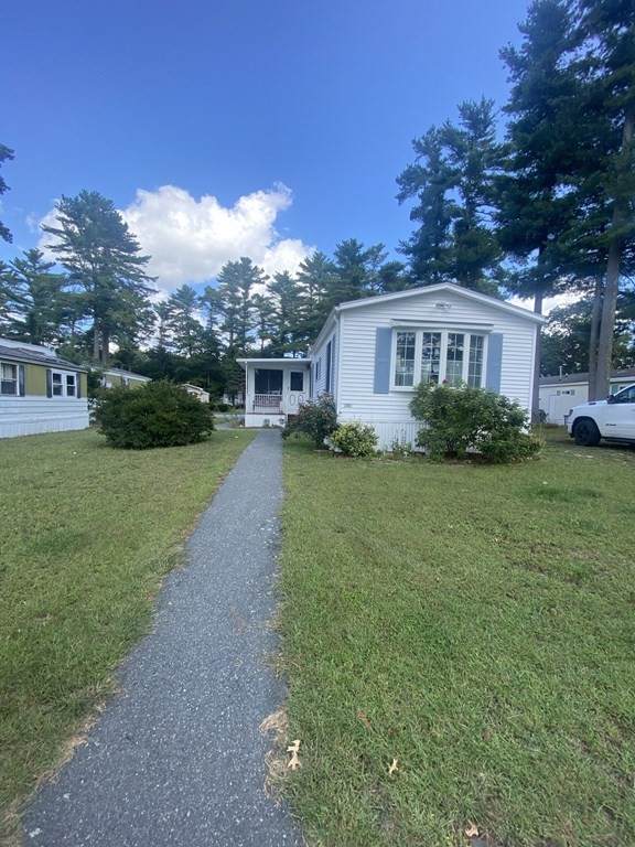 101 Castle Dr - Photo 1