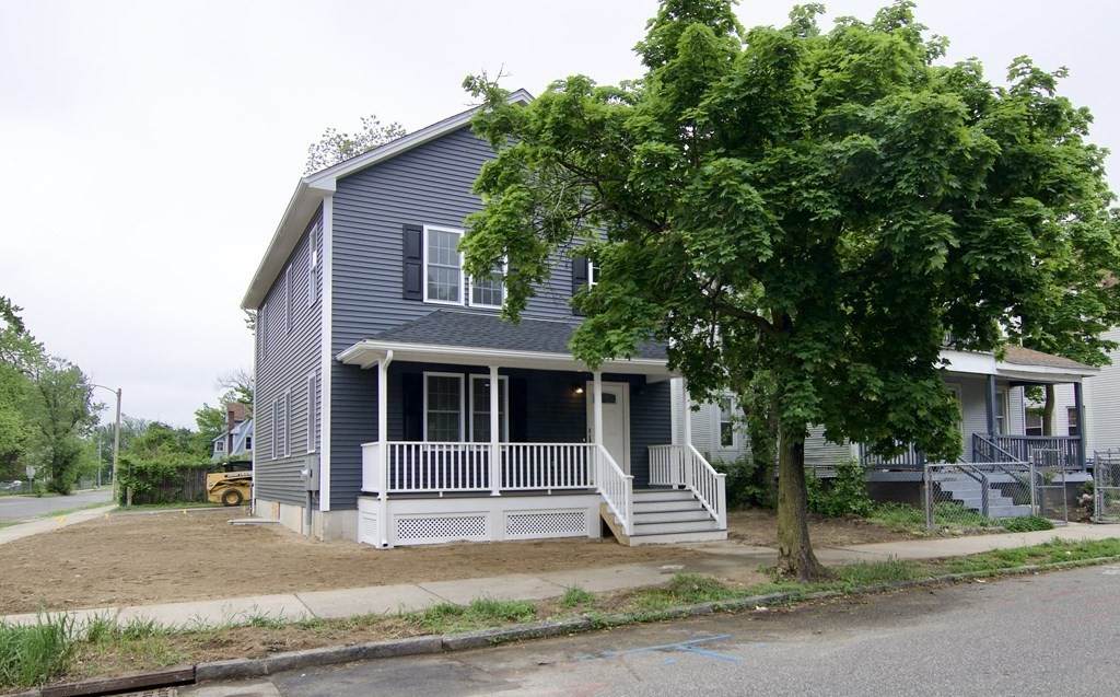 135 College - Photo 1