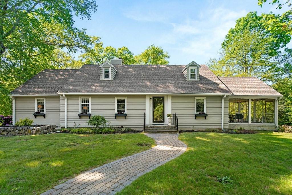 1095 Canton Ave - Photo 1