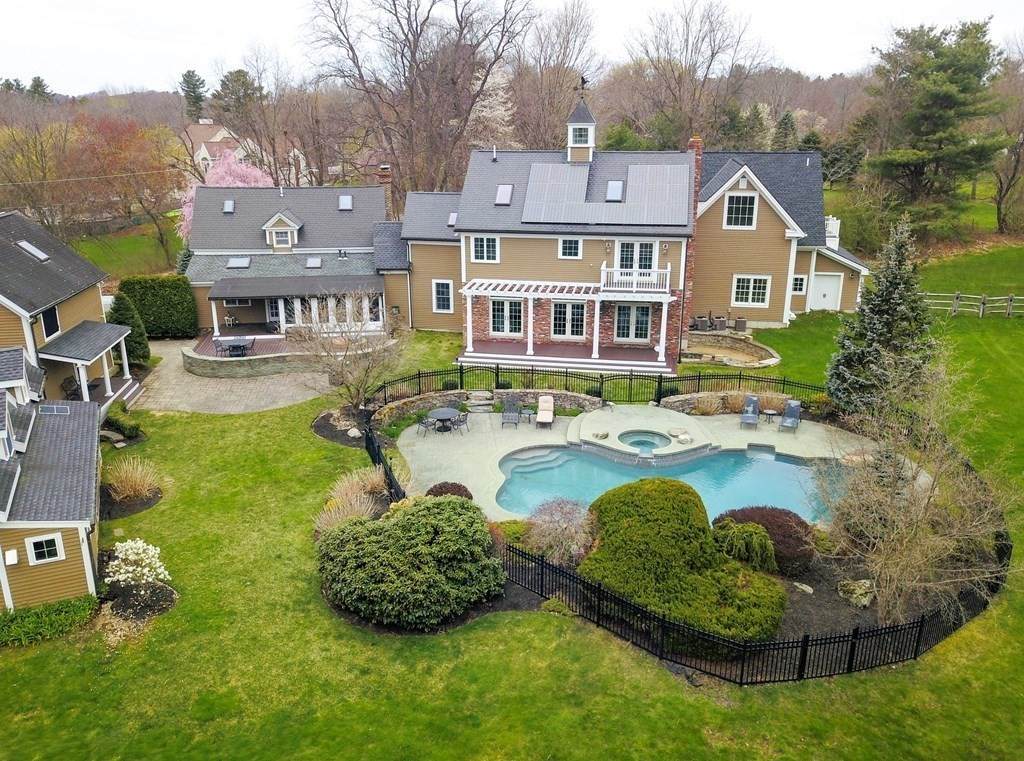 640 Boxford Rd - Photo 1