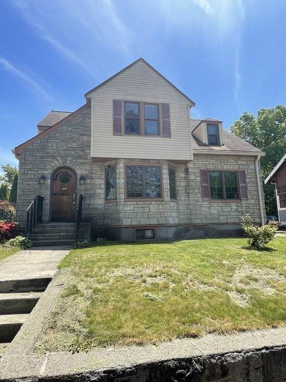 239 Allen St - Photo 1