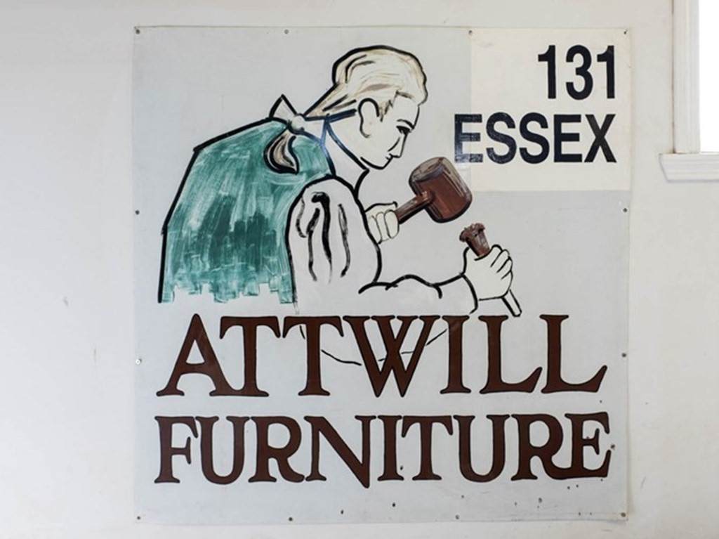 131 Essex St - Photo 1