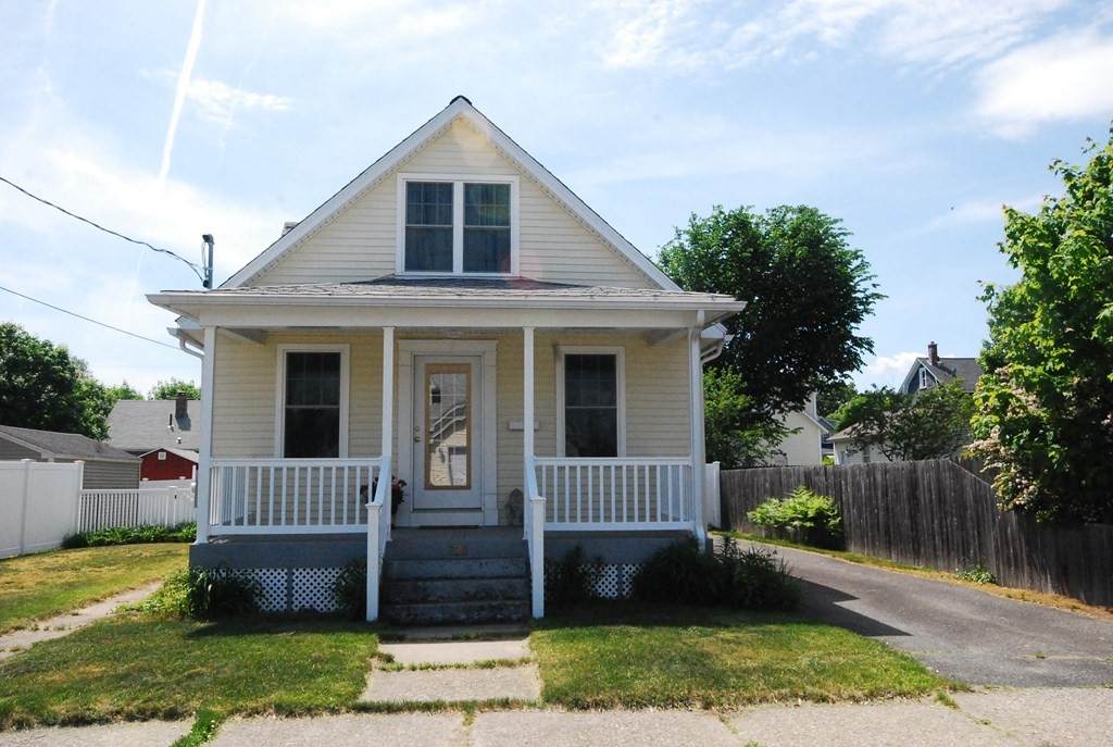 328 Abbott St - Photo 1