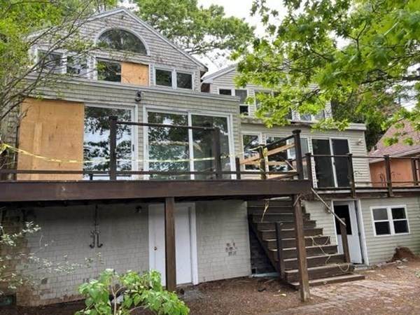 63 White Ave - Photo 1