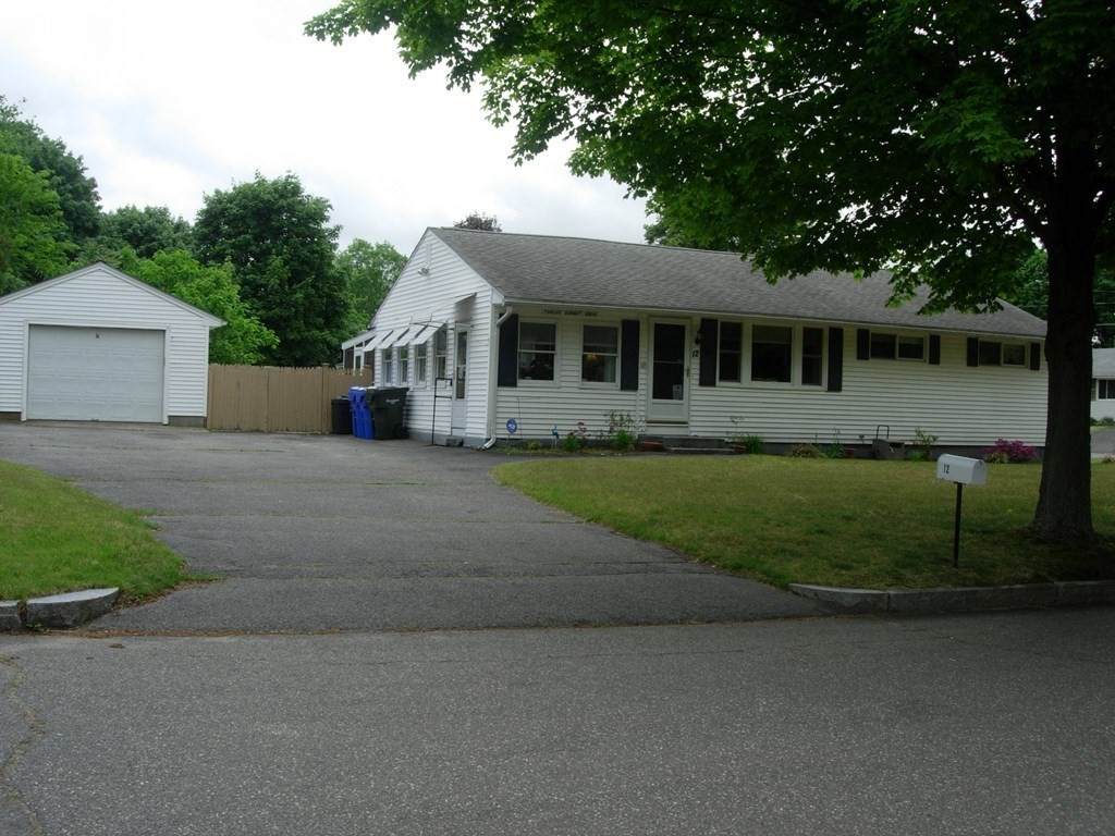12 Sunset Dr - Photo 1