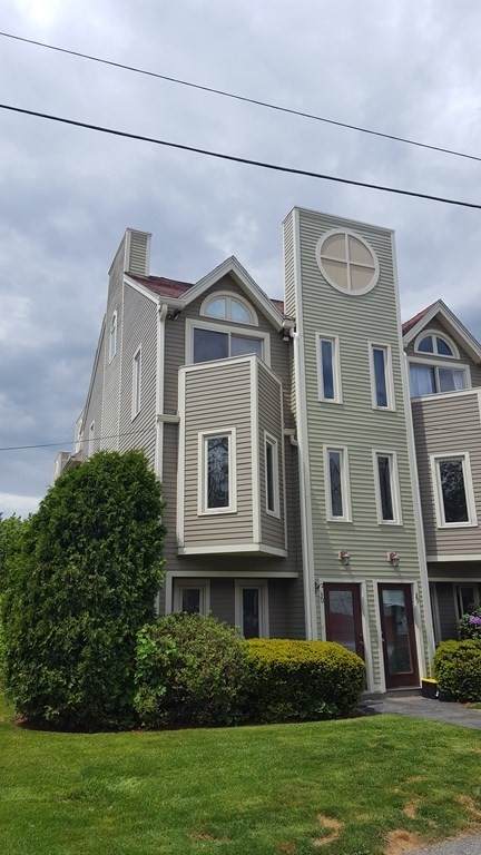70 Austin Street - Photo 1