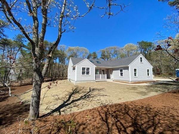 65 Fairview Ave - Photo 1