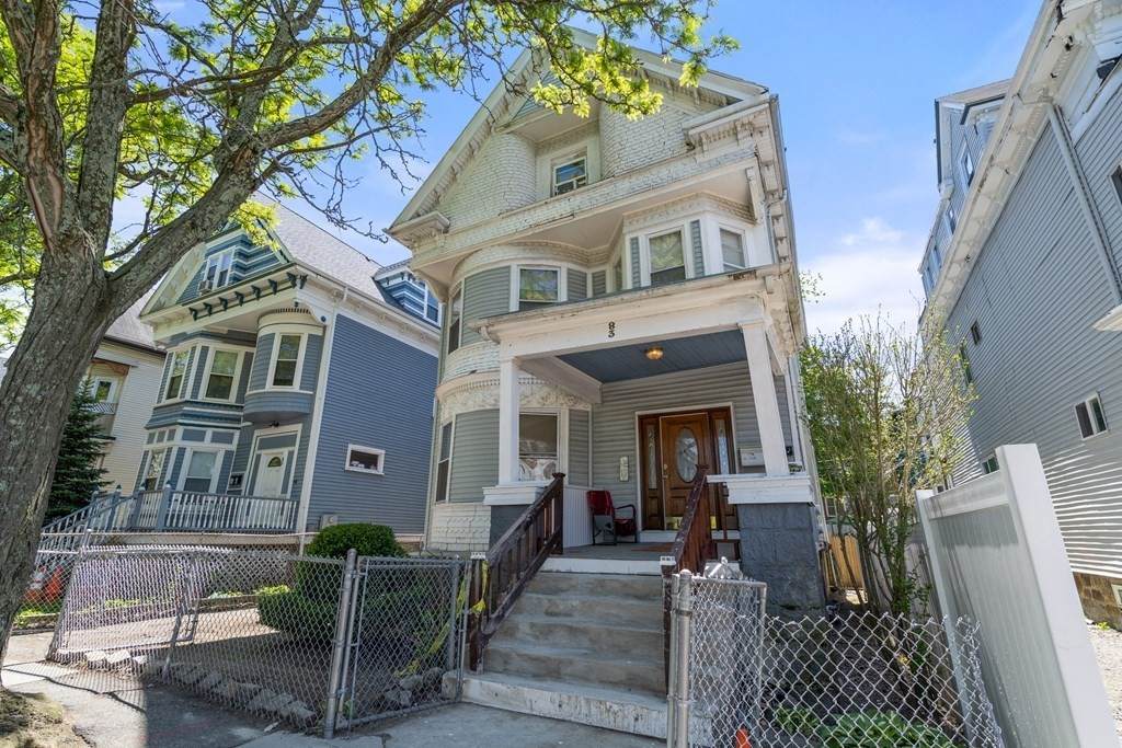83 Devon St - Photo 1