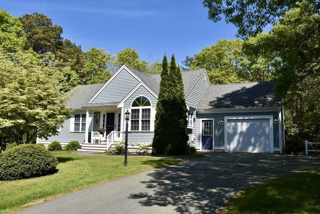 54 Snead Dr - Photo 1
