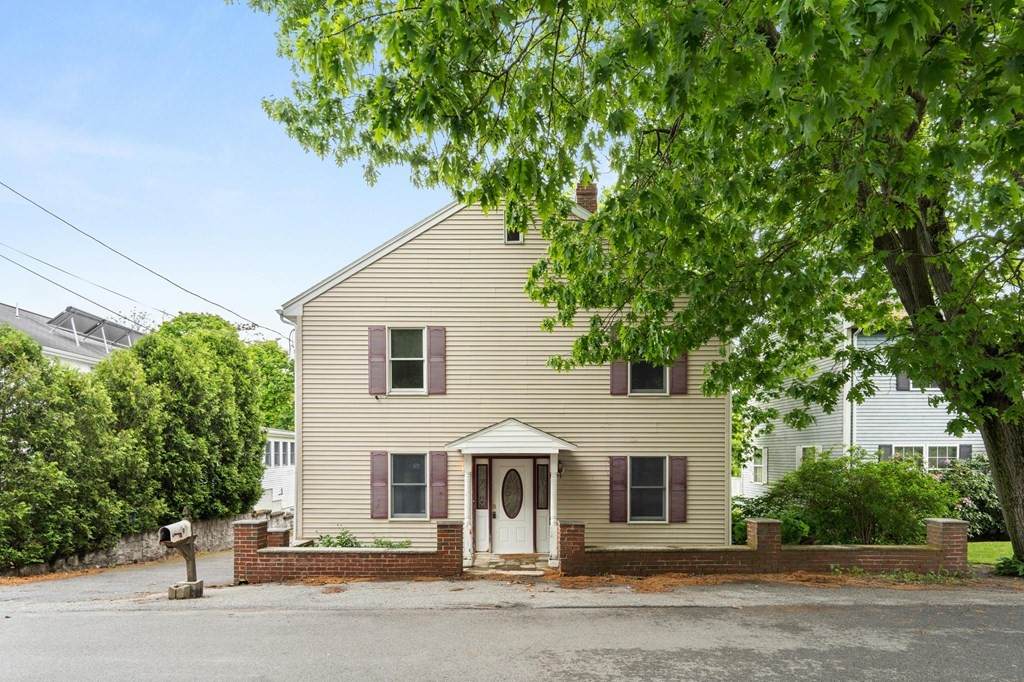 9 Sampson Avenue - Photo 1