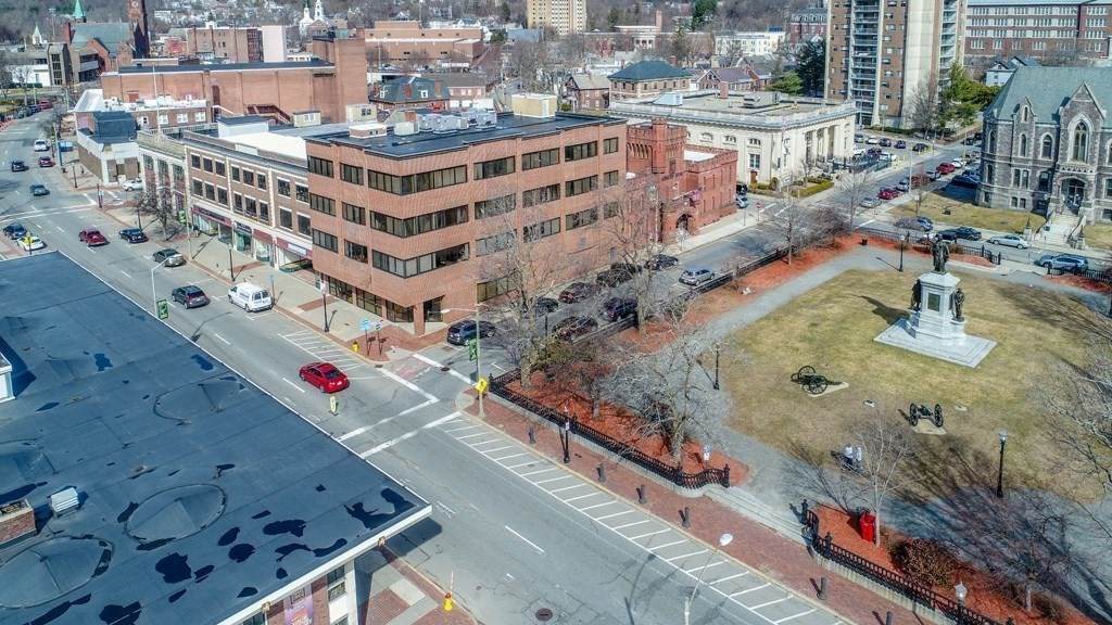 625 Main Street - Photo 1