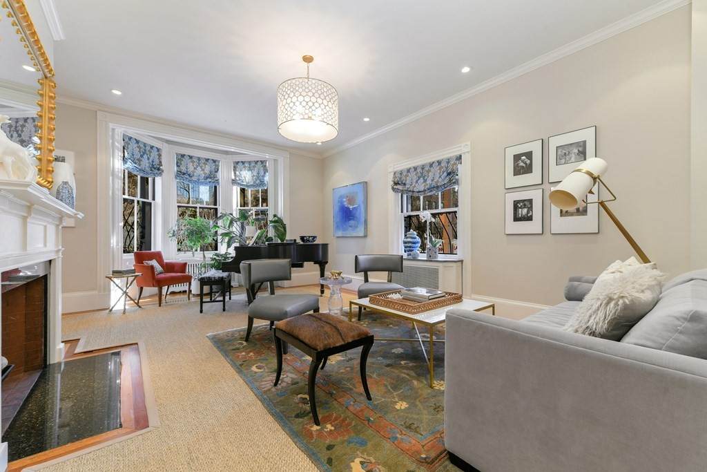 12 Fairfield St - Photo 1