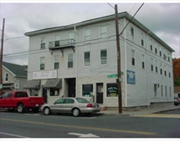 135 Main St - Photo 1