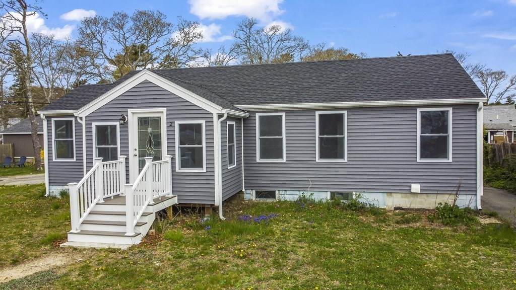 2 Nokomis Rd - Photo 1