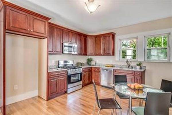48 Ashland Street - Photo 1