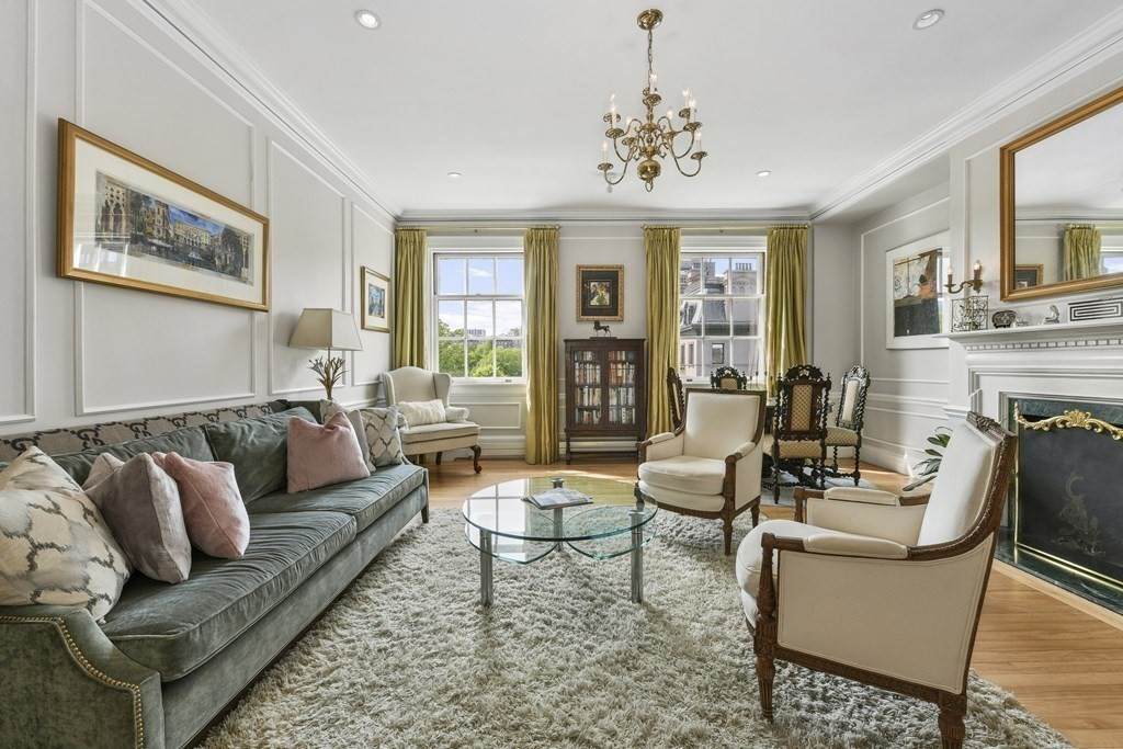 95 Beacon - Photo 1