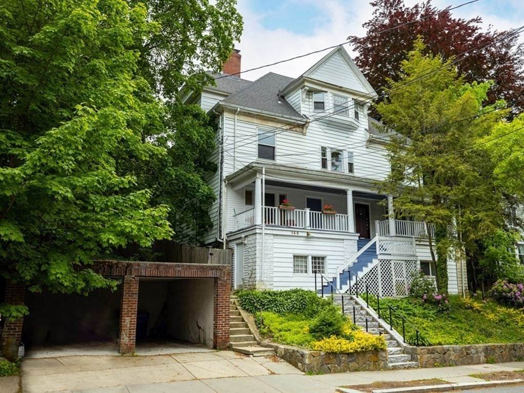 146 Winthrop Rd - Photo 1