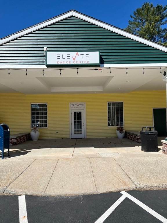 73 Turnpike Rd - Photo 1