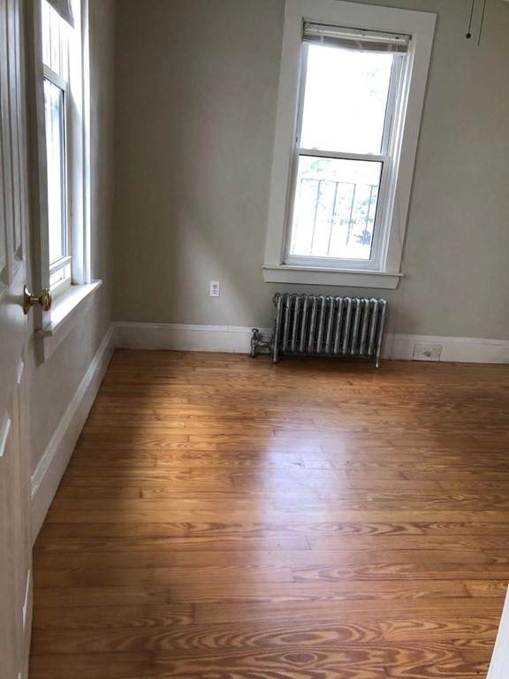 105 Franklin St - Photo 1