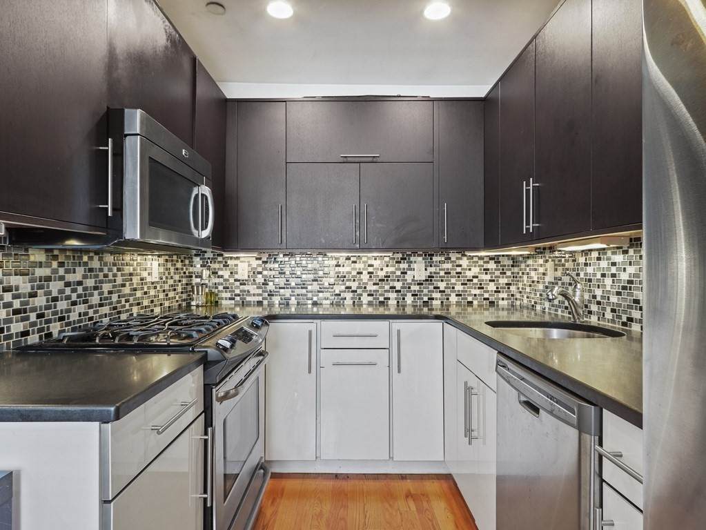 104 D St - Photo 1