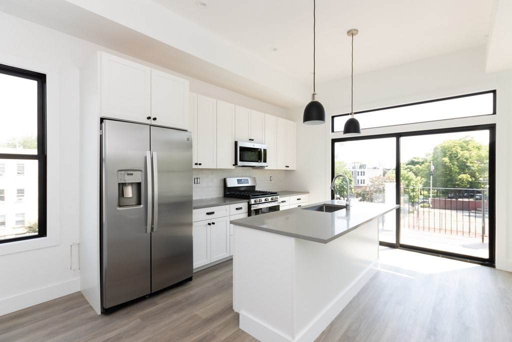 630 Dorchester Avenue - Photo 1